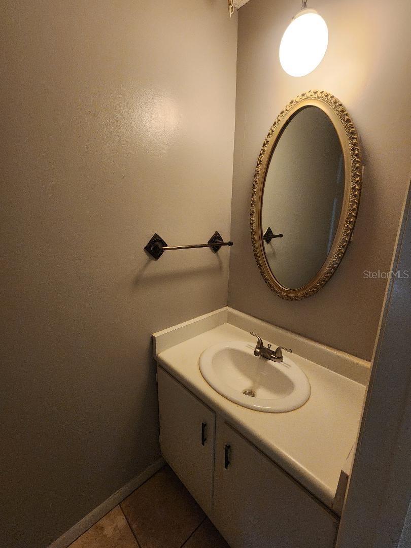 Image 8 of 11 For 1610 58th Avenue S 7