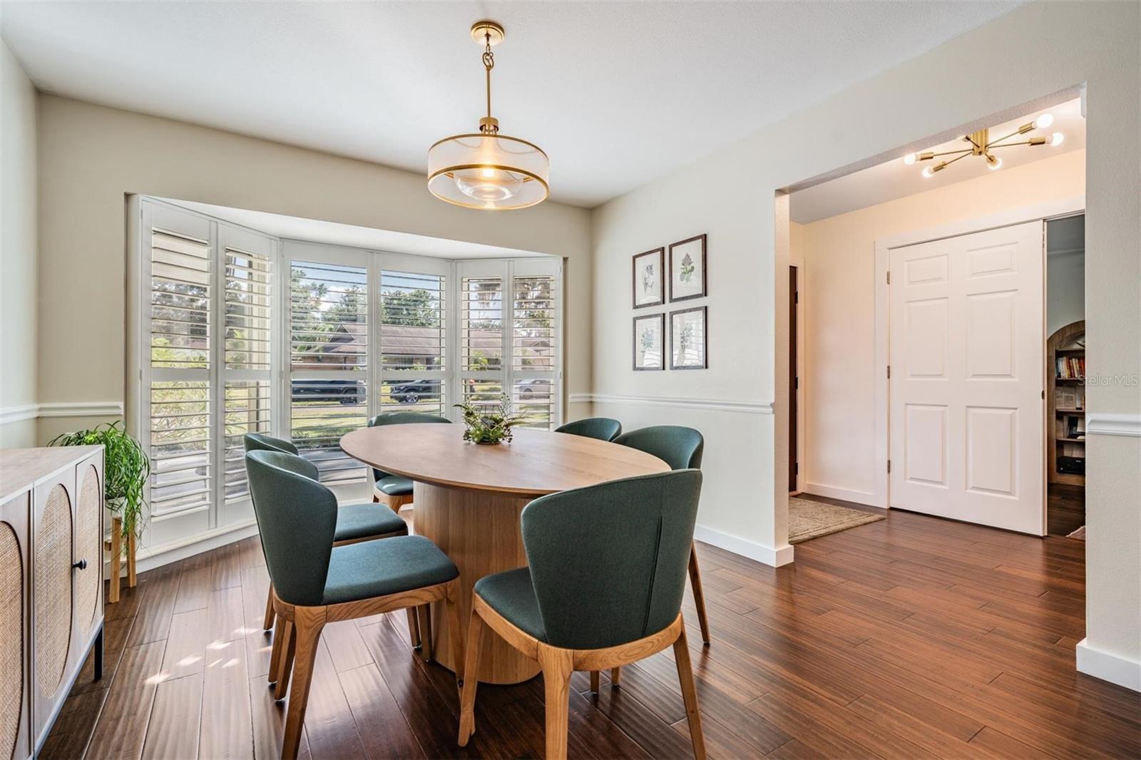 Image 15 of 46 For 2516 Laurelwood Lane