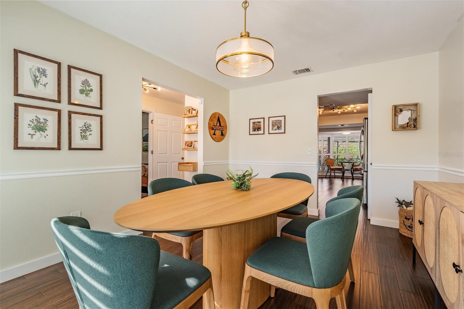 Image 16 of 46 For 2516 Laurelwood Lane