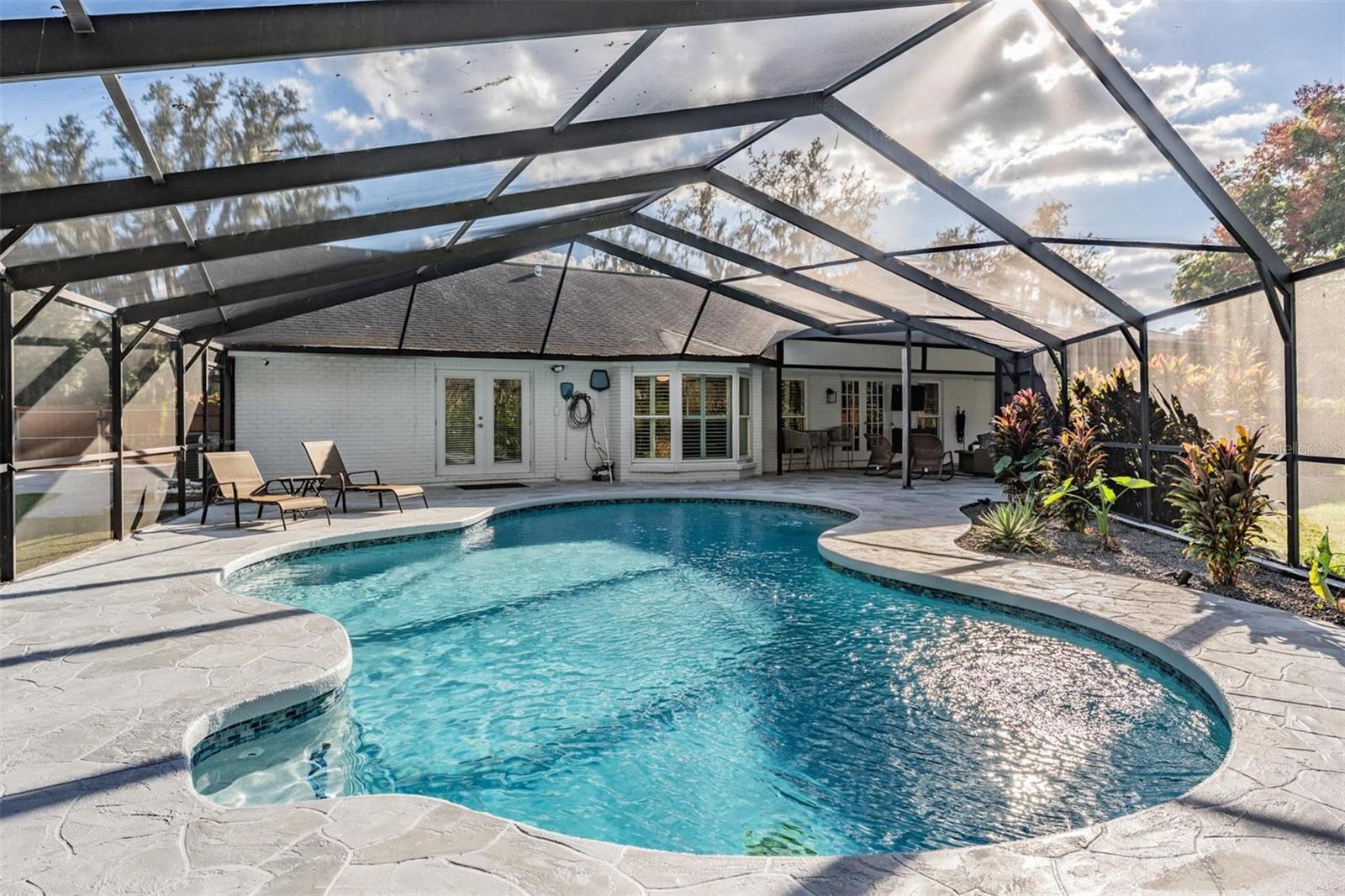 Image 31 of 46 For 2516 Laurelwood Lane