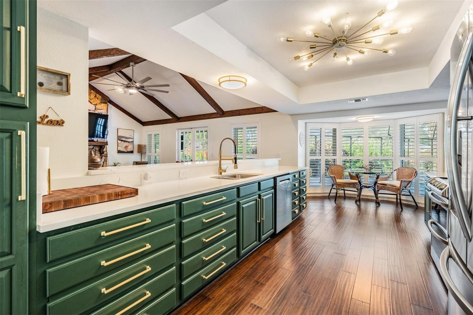 Image 6 of 46 For 2516 Laurelwood Lane