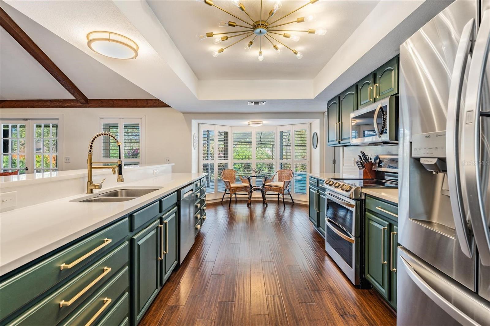 Image 9 of 46 For 2516 Laurelwood Lane