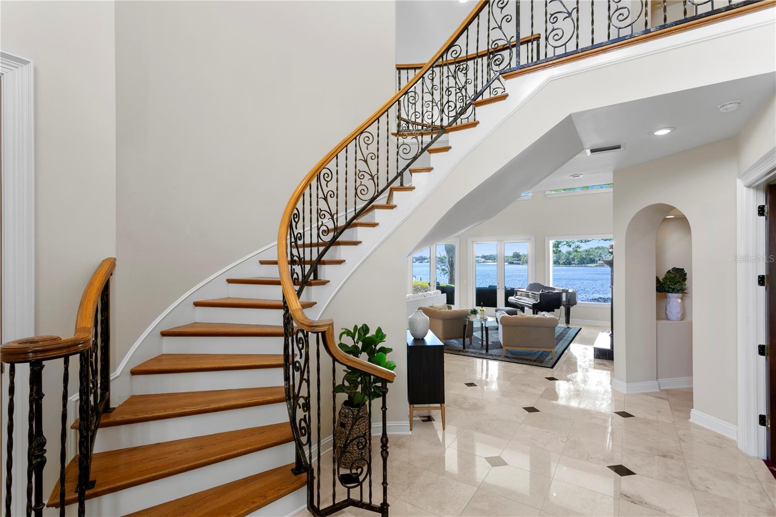 Image 12 of 79 For 11710 Armenia Avenue