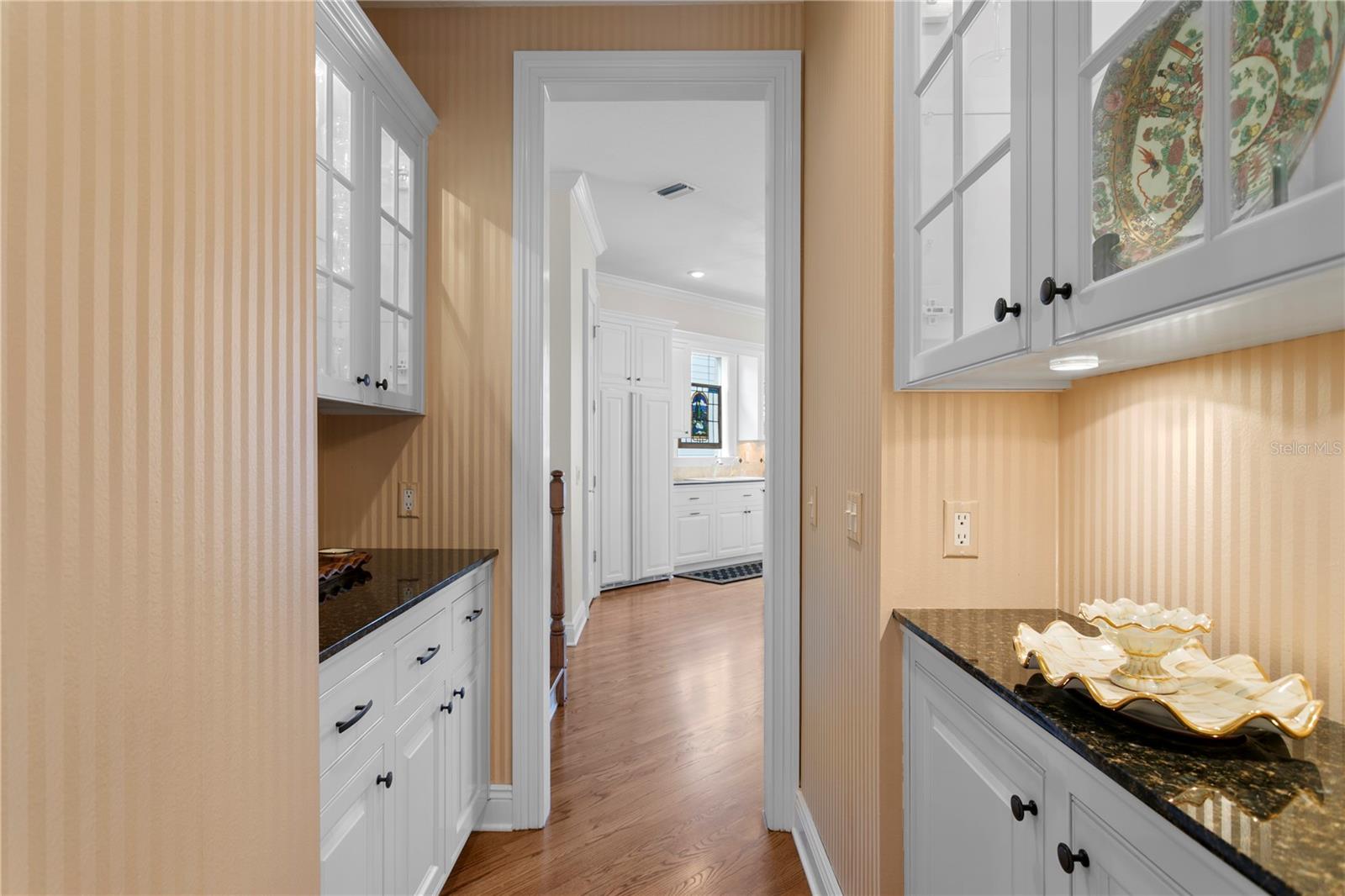 Image 23 of 79 For 11710 Armenia Avenue