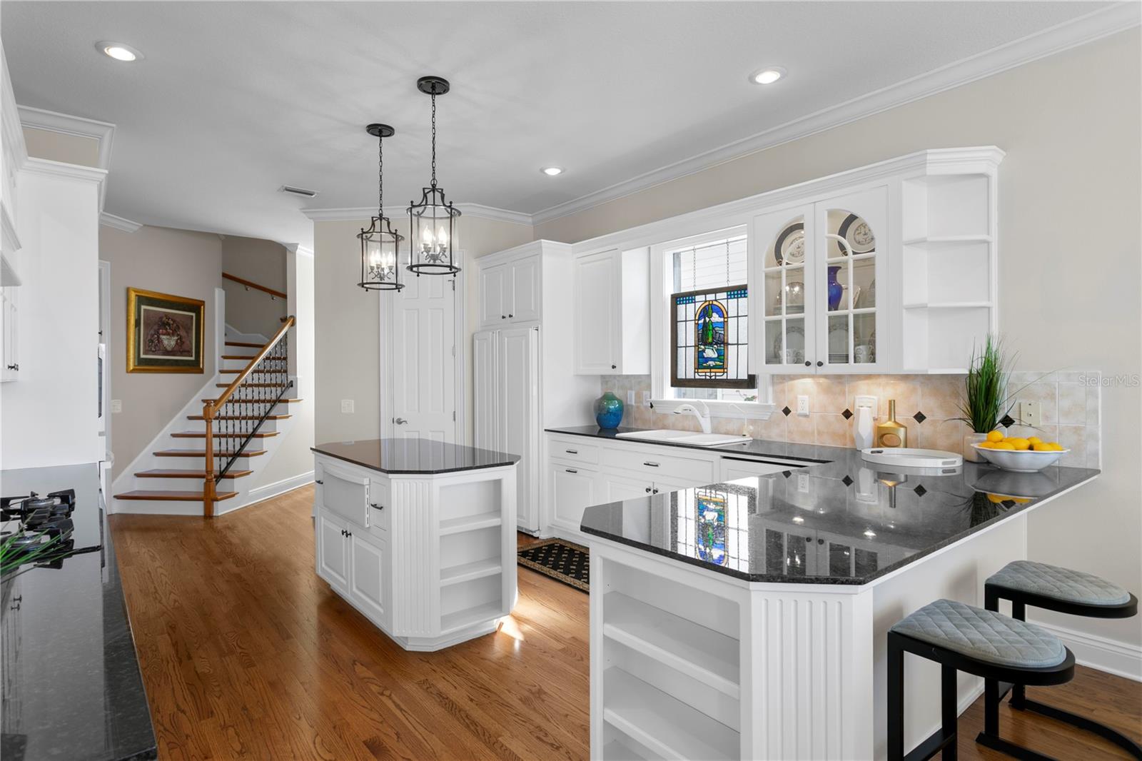 Image 26 of 79 For 11710 Armenia Avenue