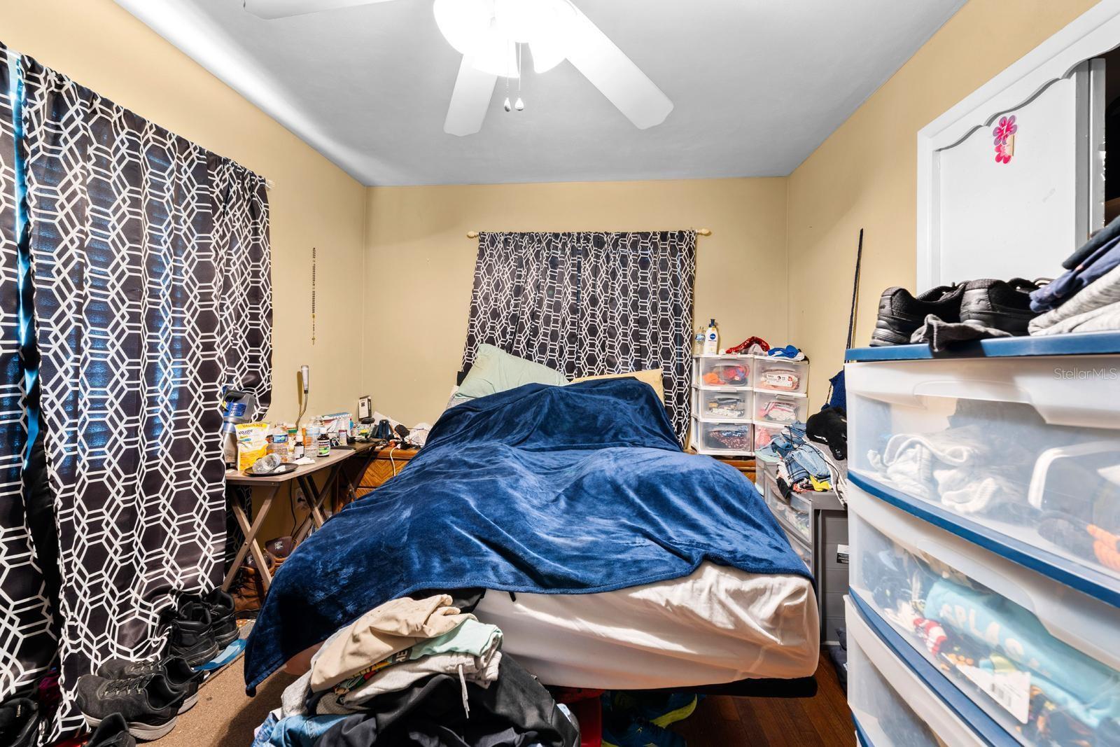 Image 8 of 22 For 4700 Mineola Street