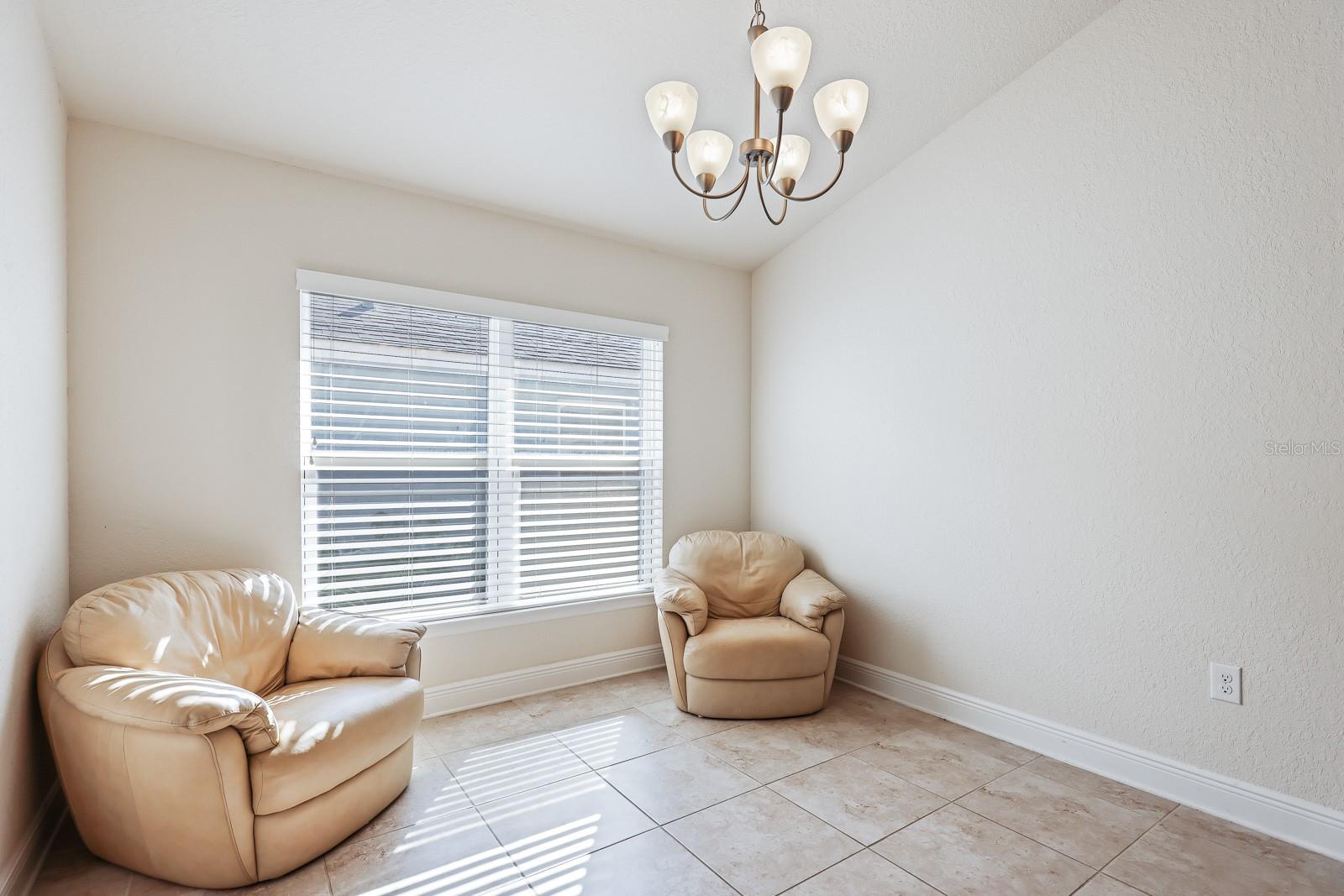 Image 10 of 41 For 14510 Haddon Mist Drive