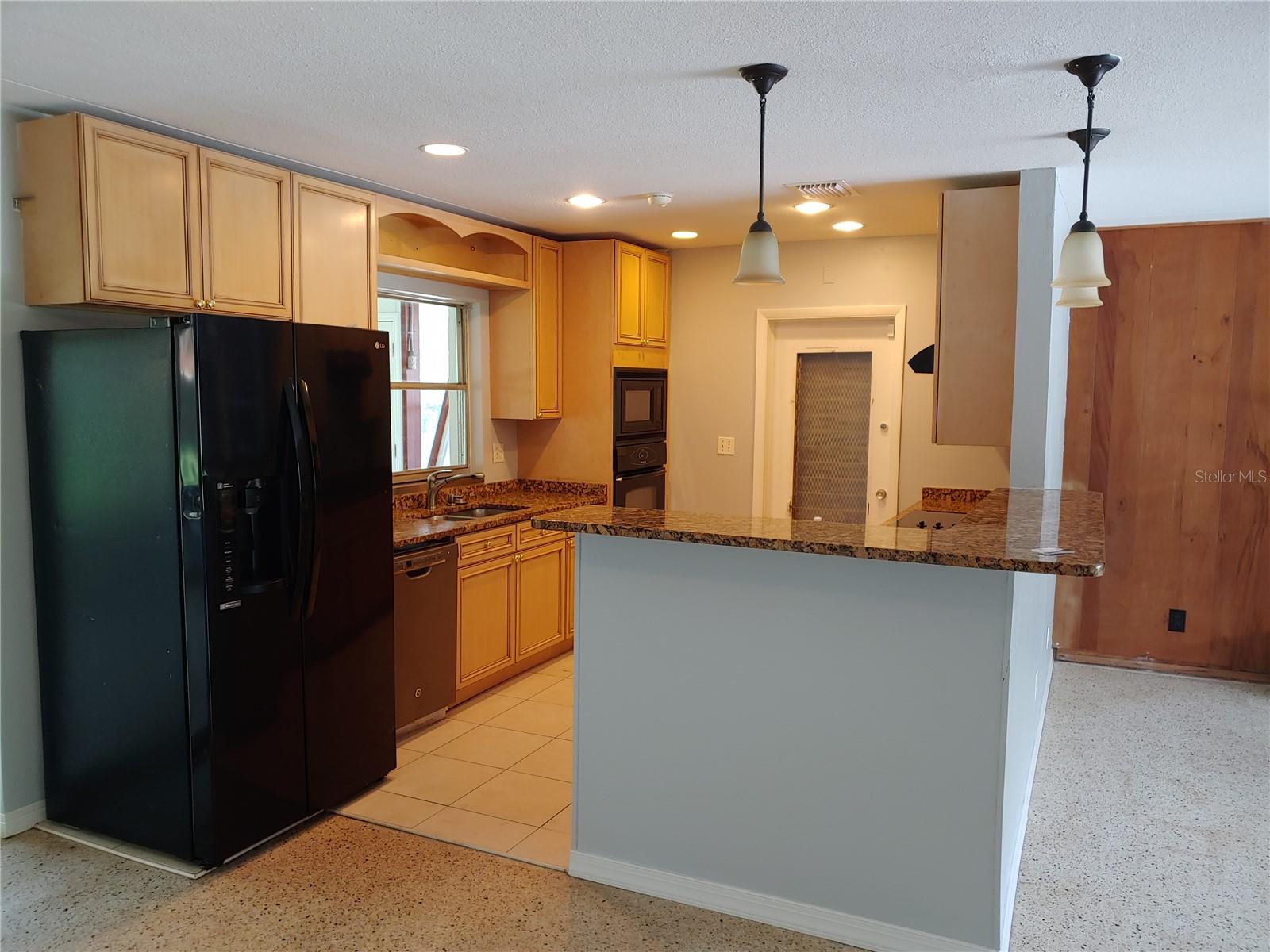 Image 5 of 14 For 2446 Fairway Avenue S