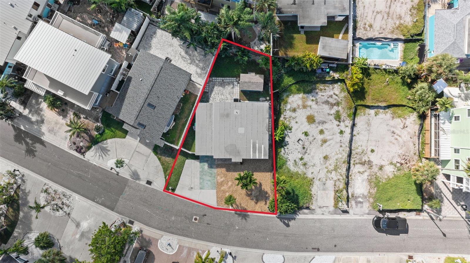 Image 10 of 44 For 675 182nd Avenue E