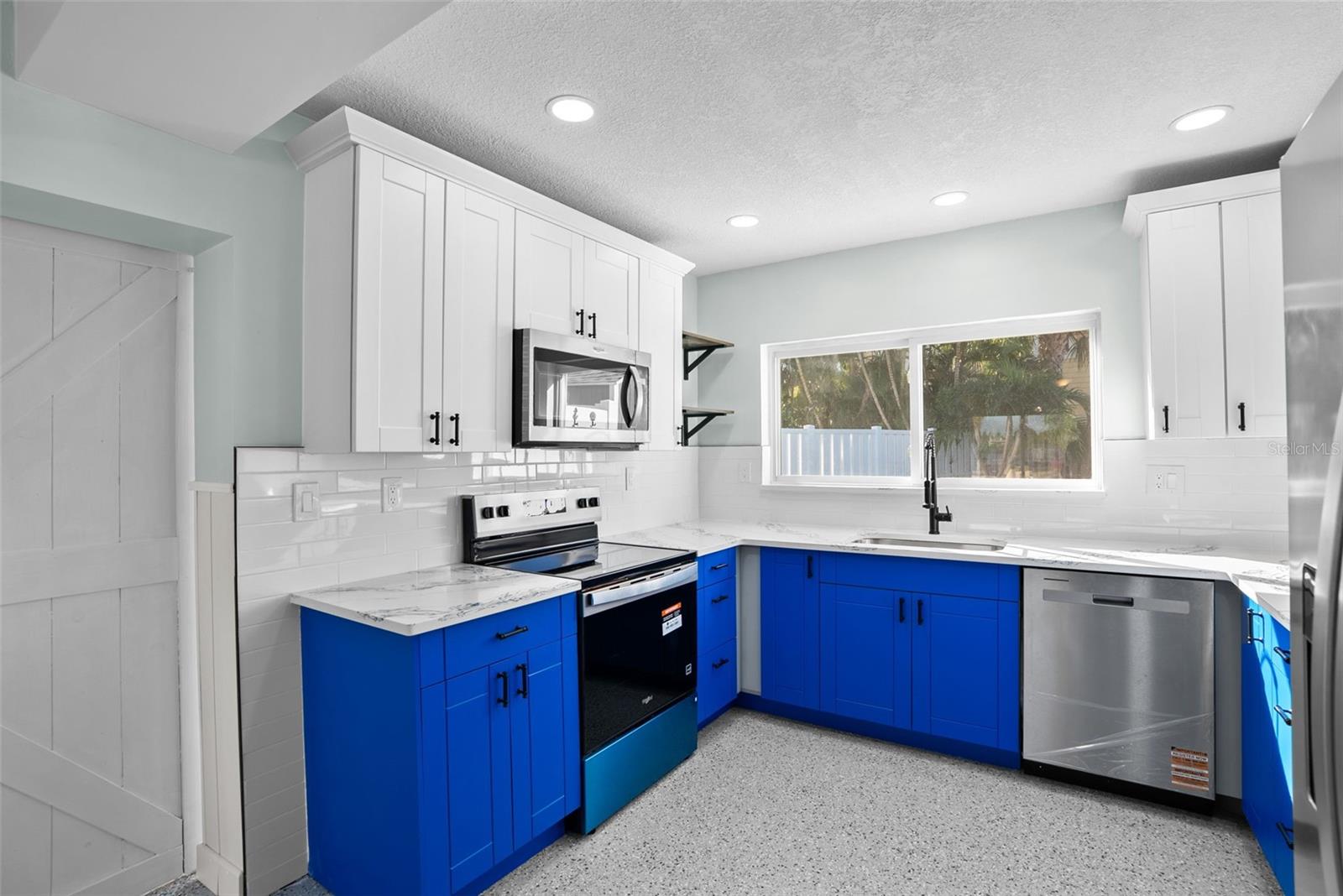 Image 16 of 44 For 675 182nd Avenue E