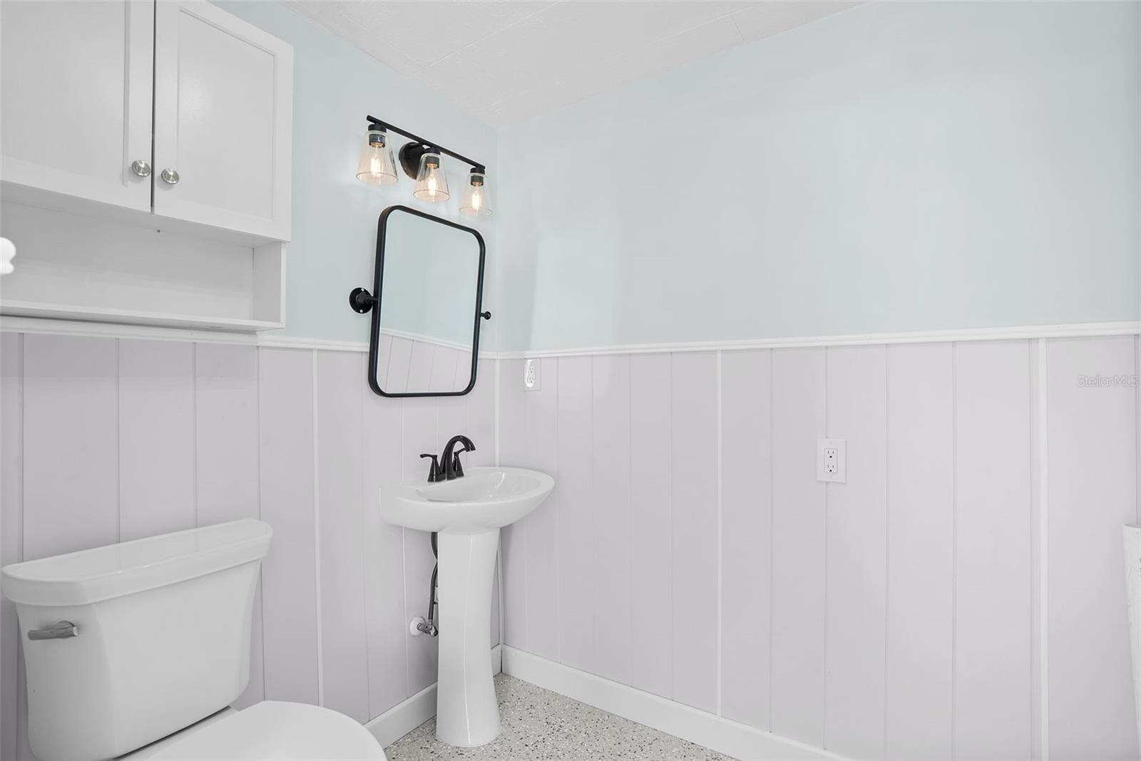 Image 33 of 44 For 675 182nd Avenue E