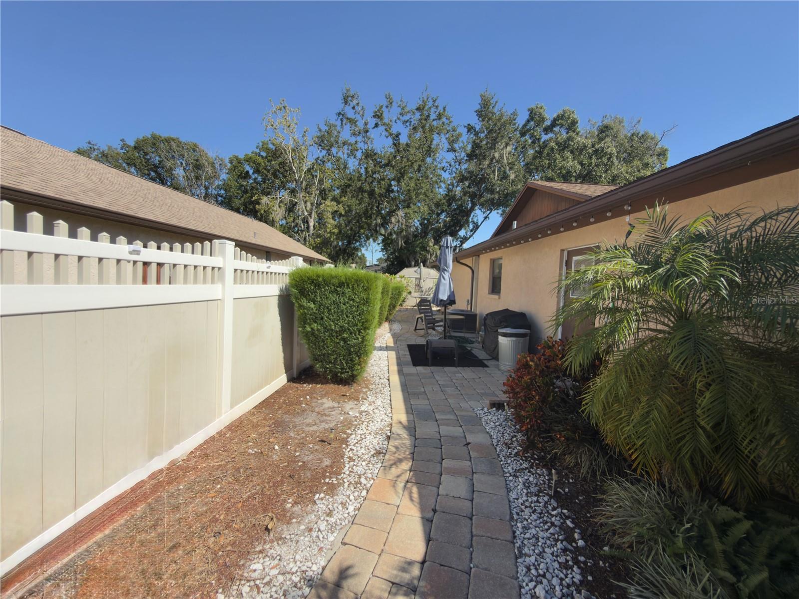 Image 46 of 50 For 1406 Sandalwood Drive