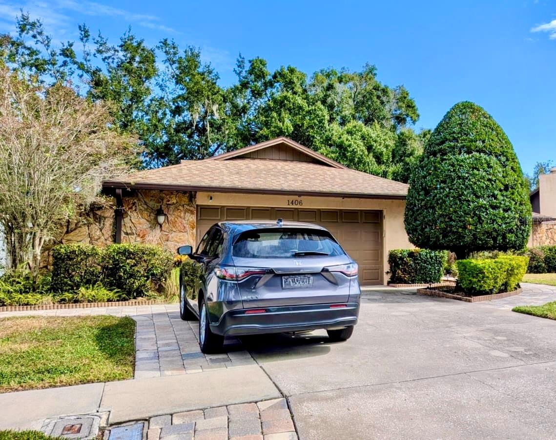 Image 5 of 50 For 1406 Sandalwood Drive