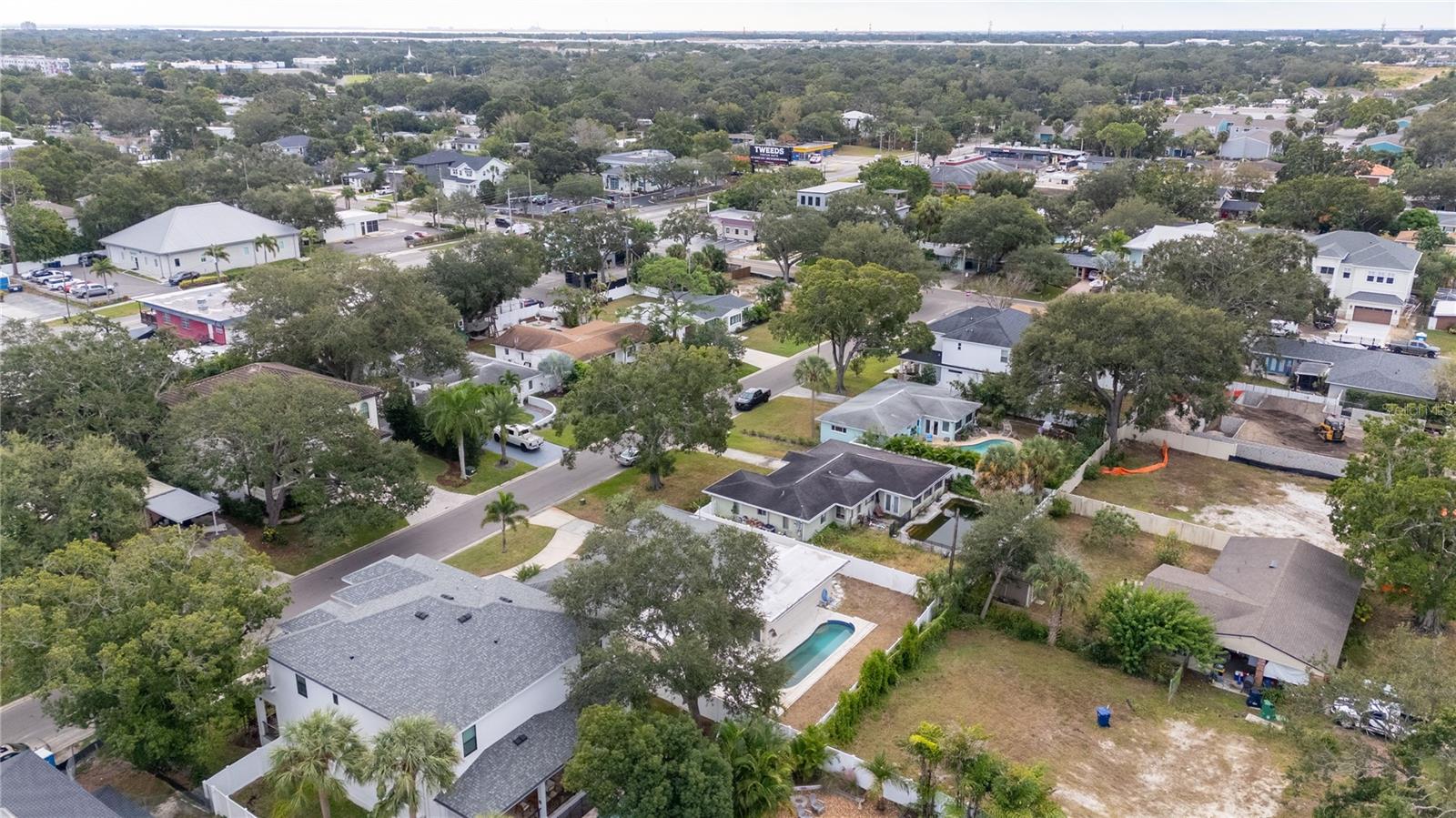 Image 12 of 22 For 3617 Omar Avenue