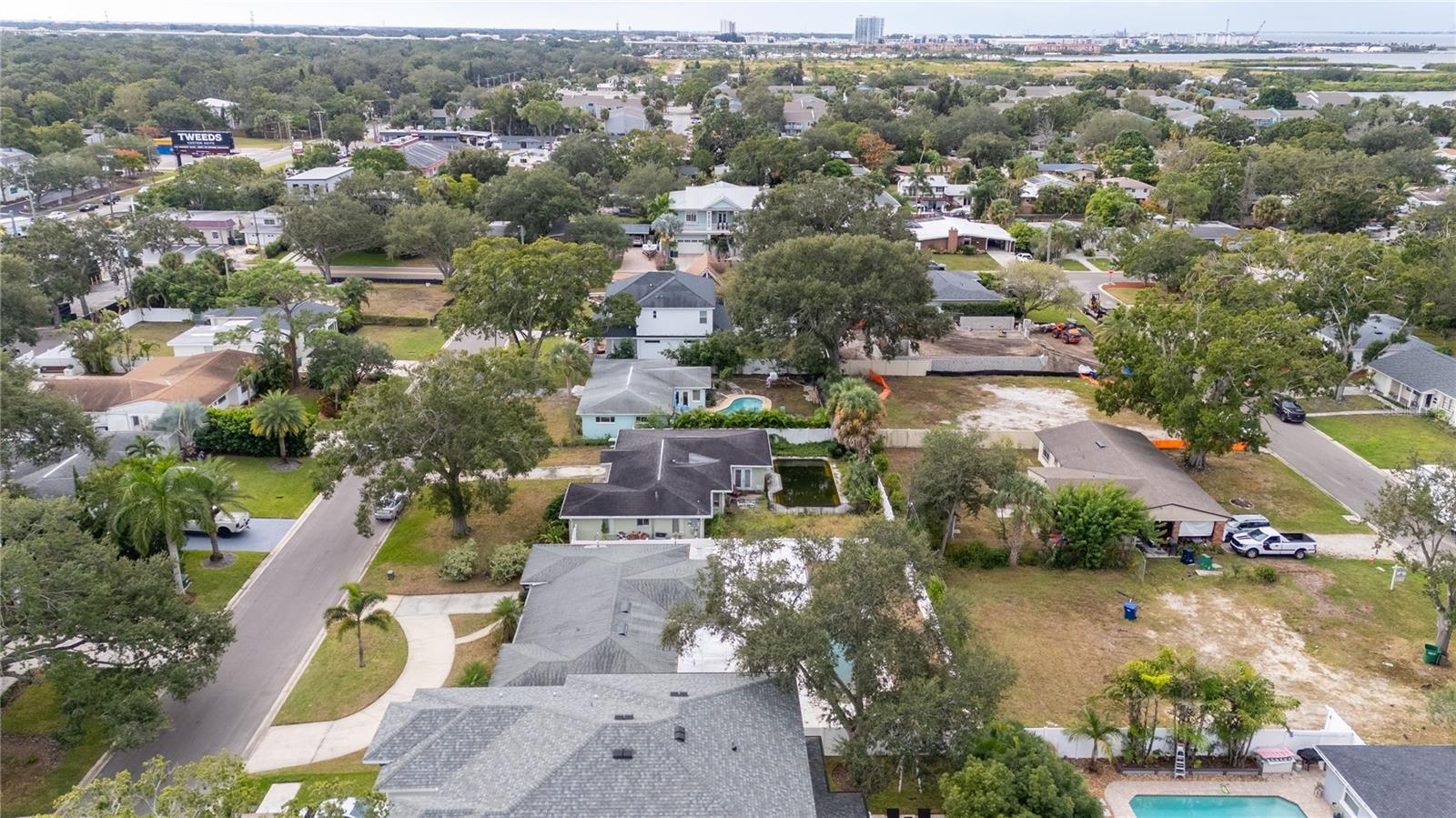 Image 18 of 22 For 3617 Omar Avenue