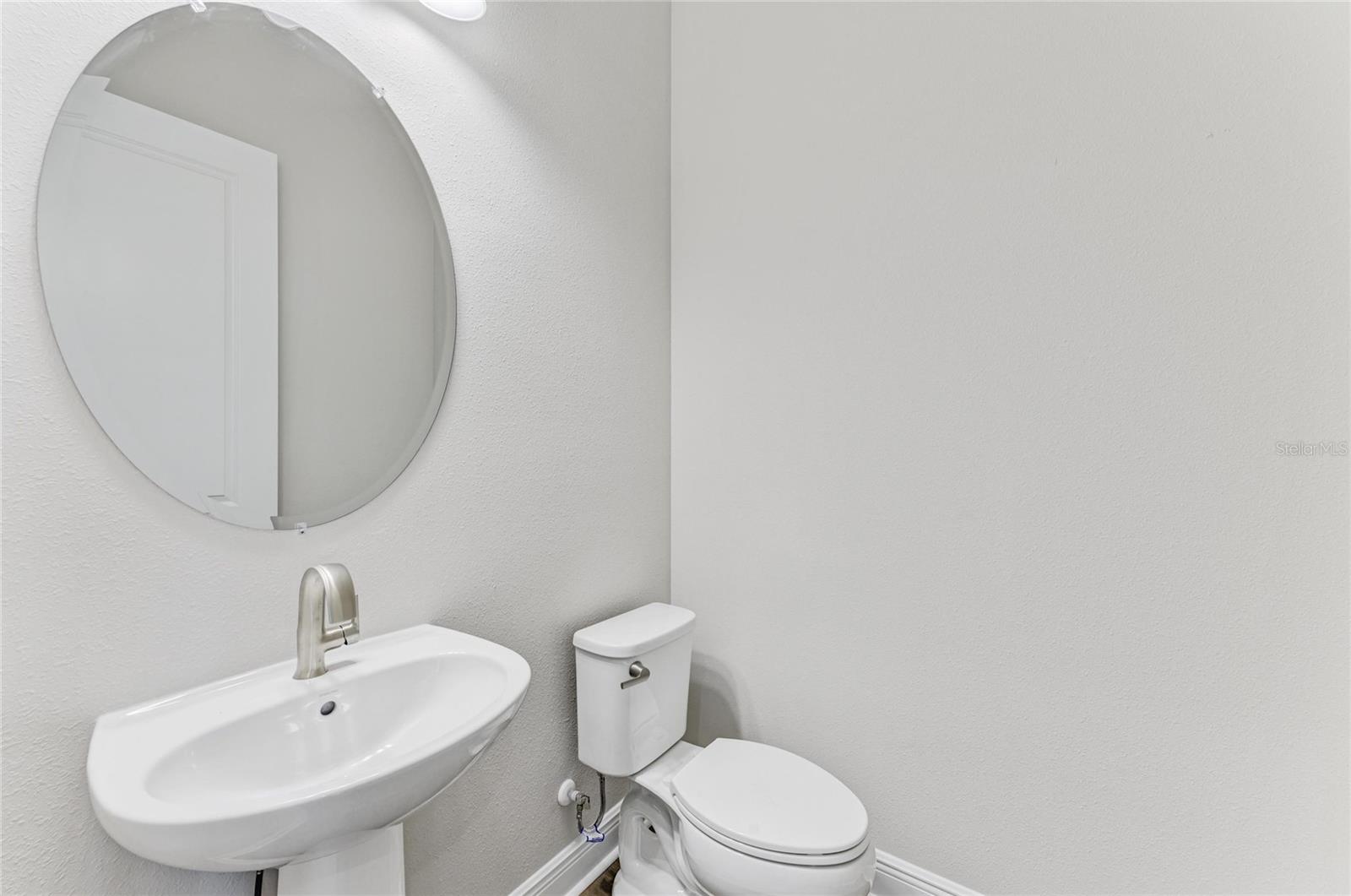 Image 18 of 39 For 17530 Glistening Drive