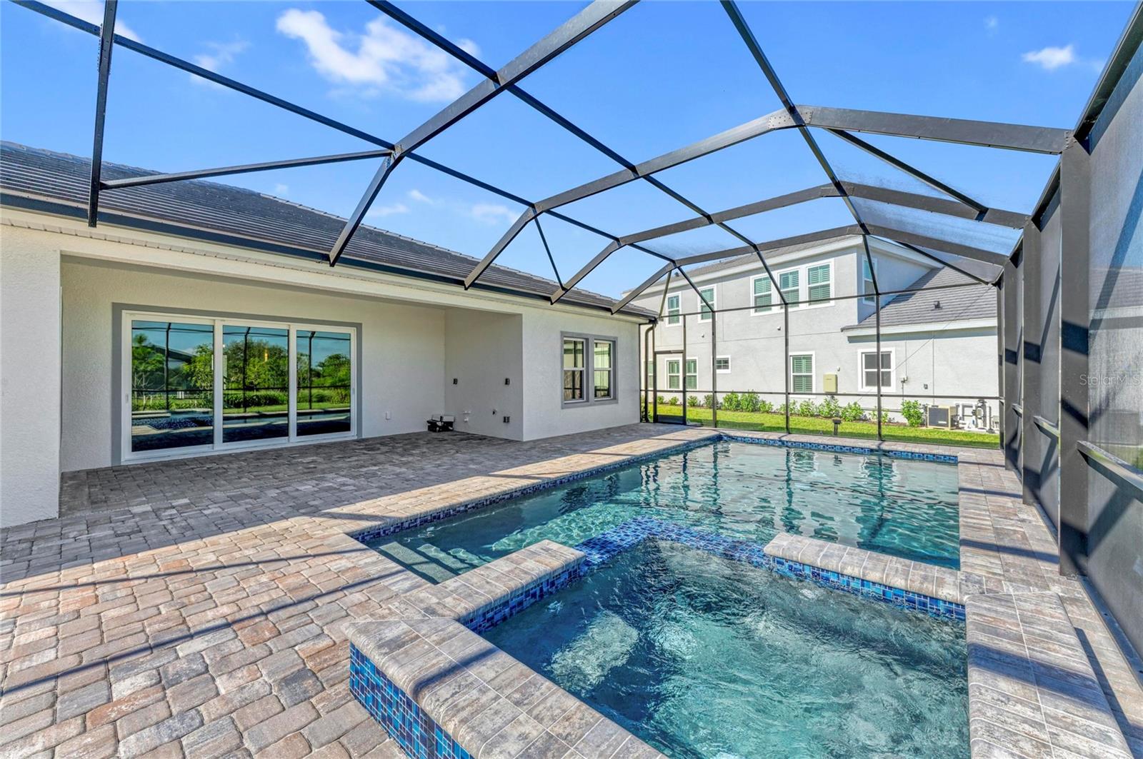 Image 32 of 39 For 17530 Glistening Drive