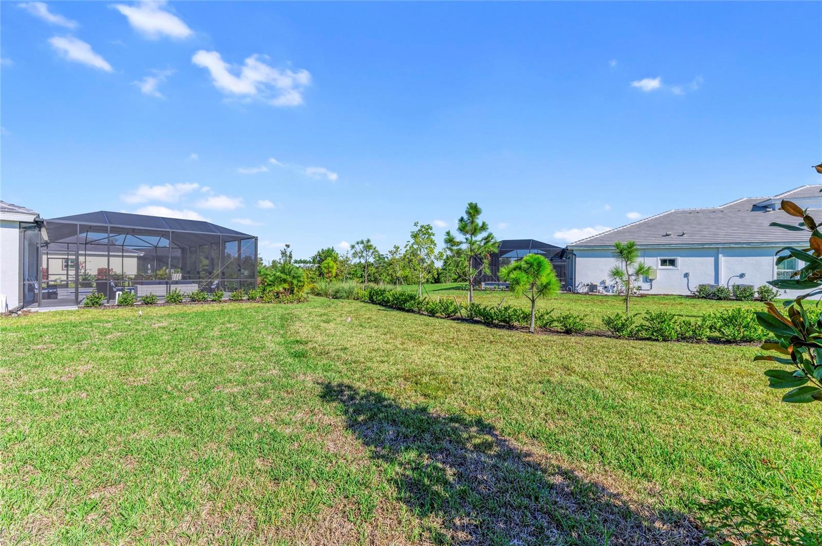 Image 33 of 39 For 17530 Glistening Drive