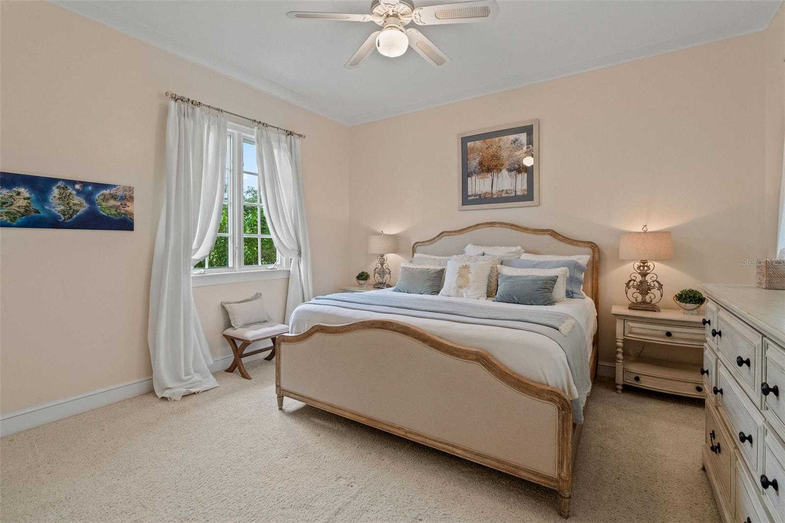 Image 17 of 49 For 1557 Maple Street