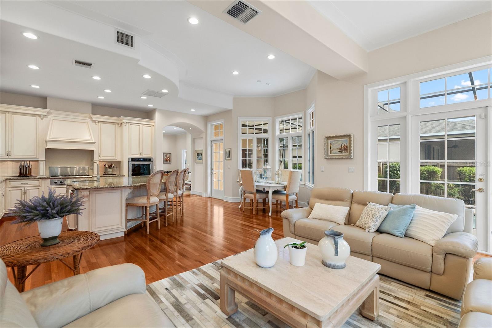 Image 24 of 49 For 1557 Maple Street