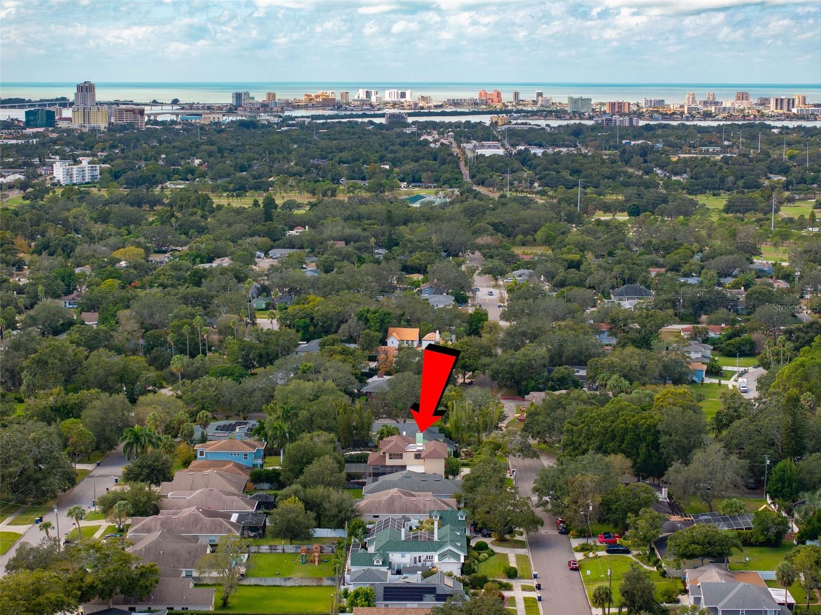 Image 3 of 49 For 1557 Maple Street