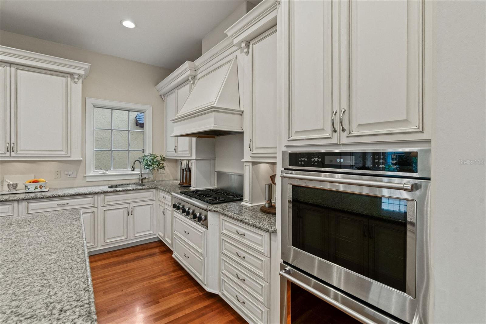 Image 30 of 49 For 1557 Maple Street