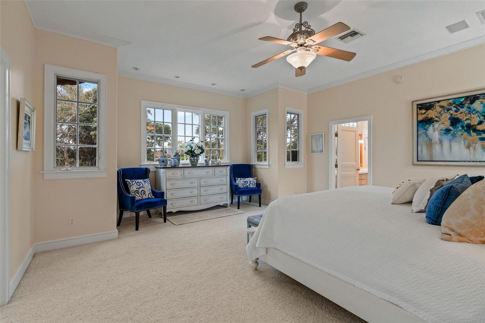 Image 9 of 49 For 1557 Maple Street