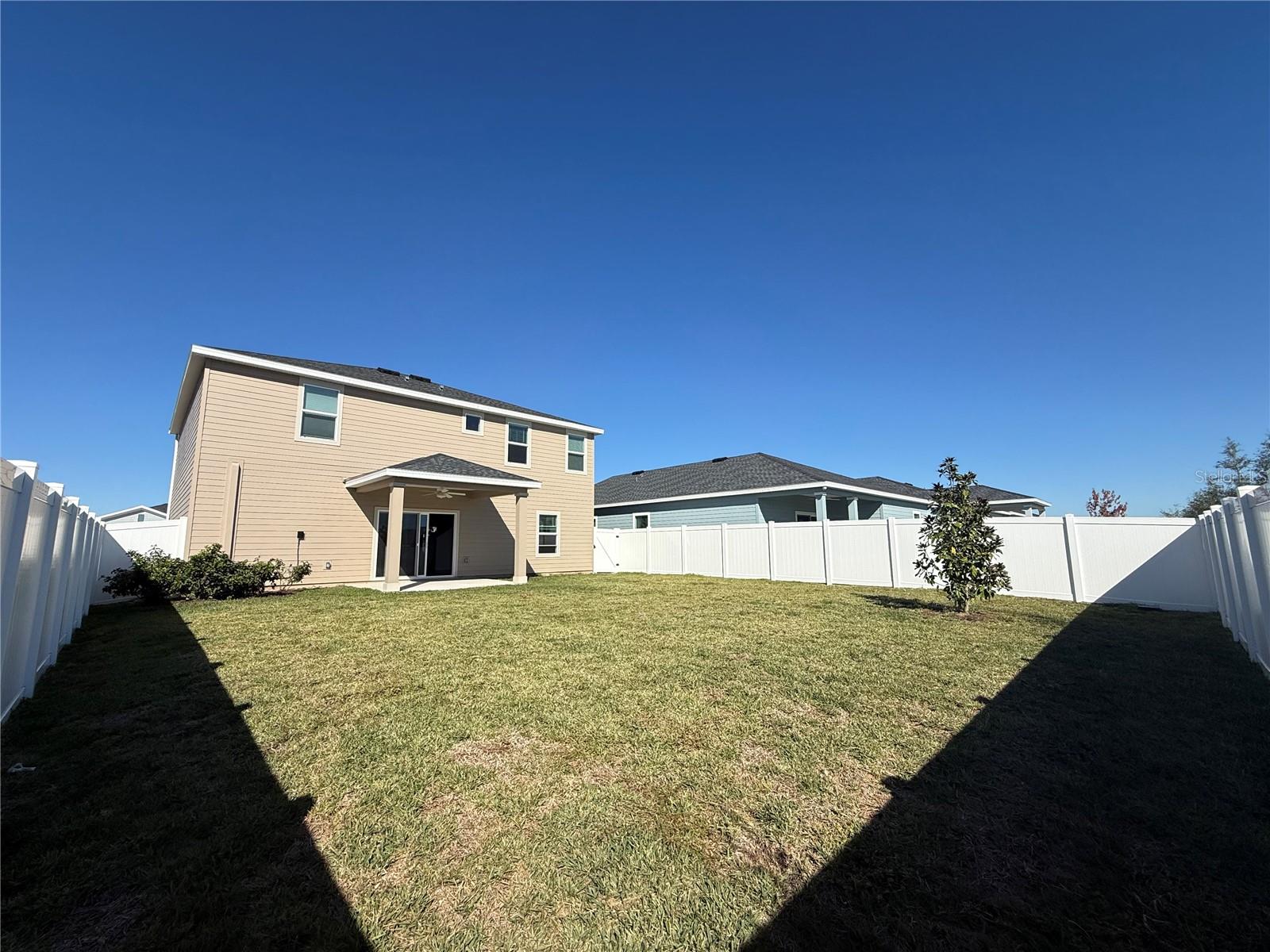 Image 2 of 17 For 4701 83rd Loop