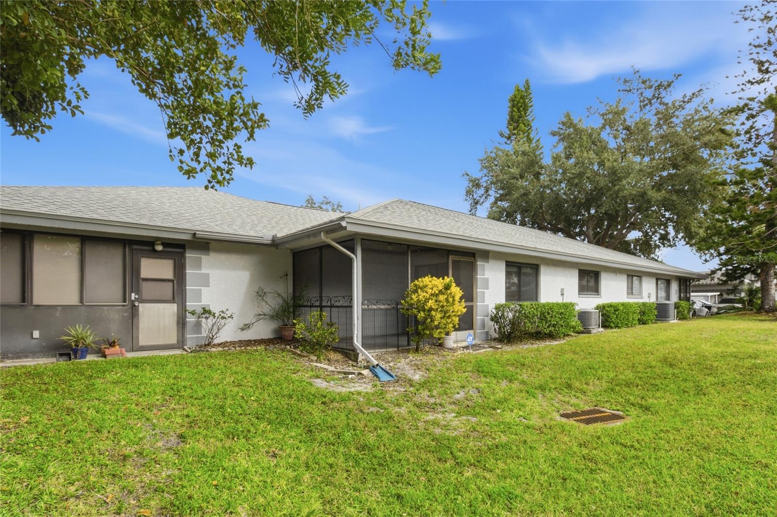 Image 39 of 41 For 2701 Countryside Boulevard 102