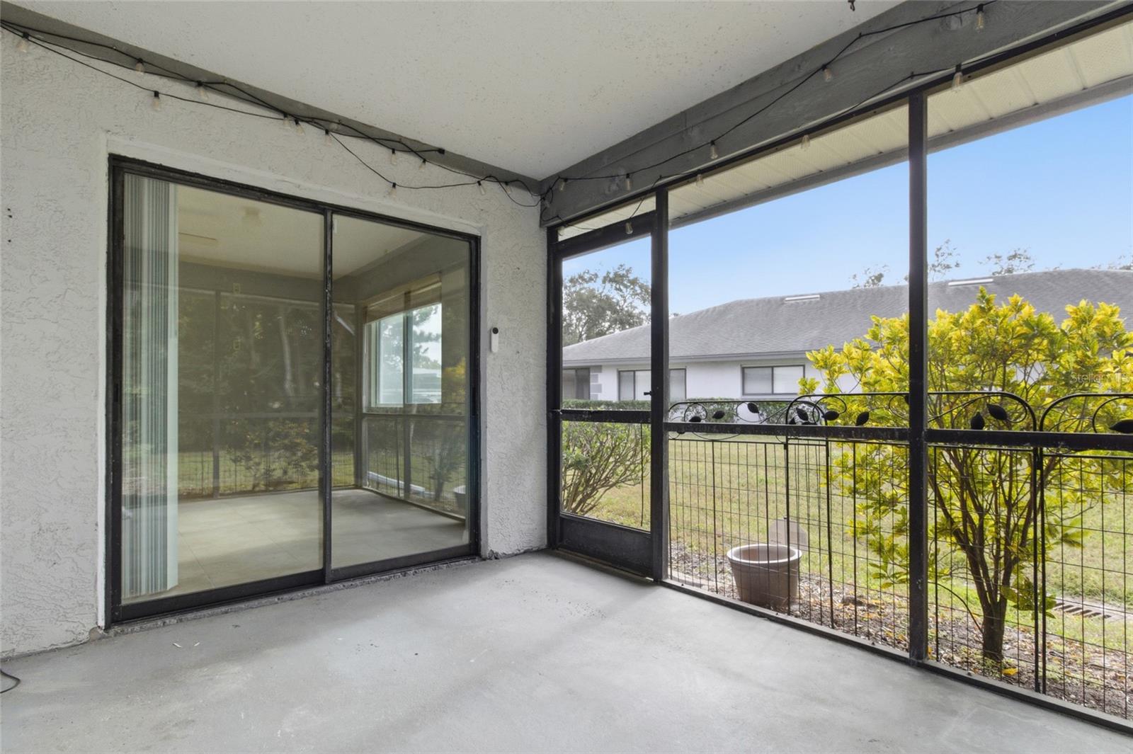 Image 4 of 41 For 2701 Countryside Boulevard 102