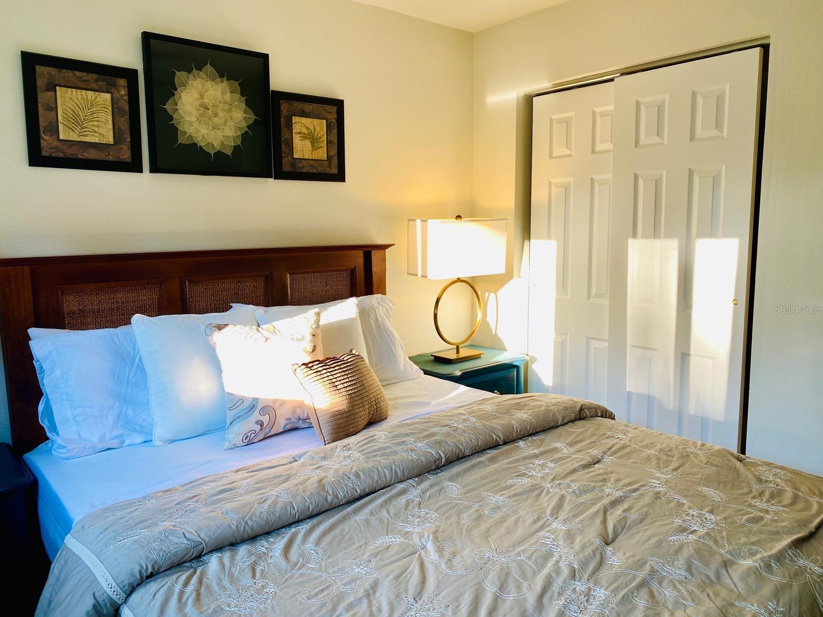 Image 28 of 50 For 415 Maple Way A