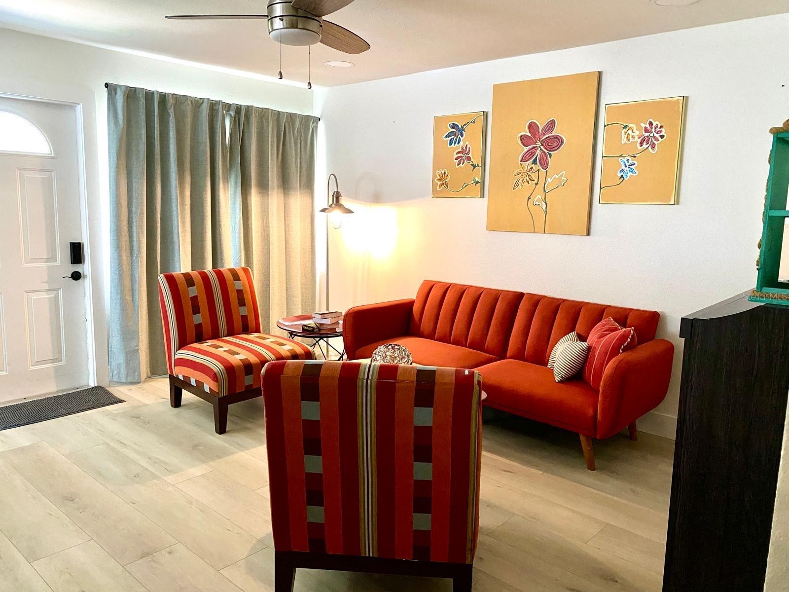 Image 5 of 50 For 415 Maple Way A