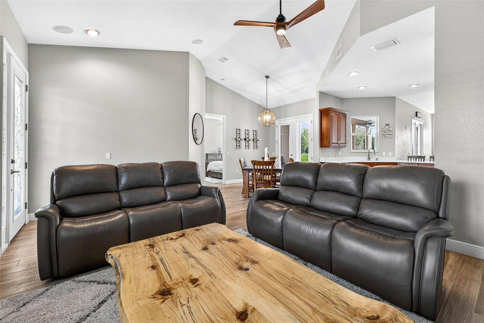 Image 10 of 88 For 7316 Hackamore Road