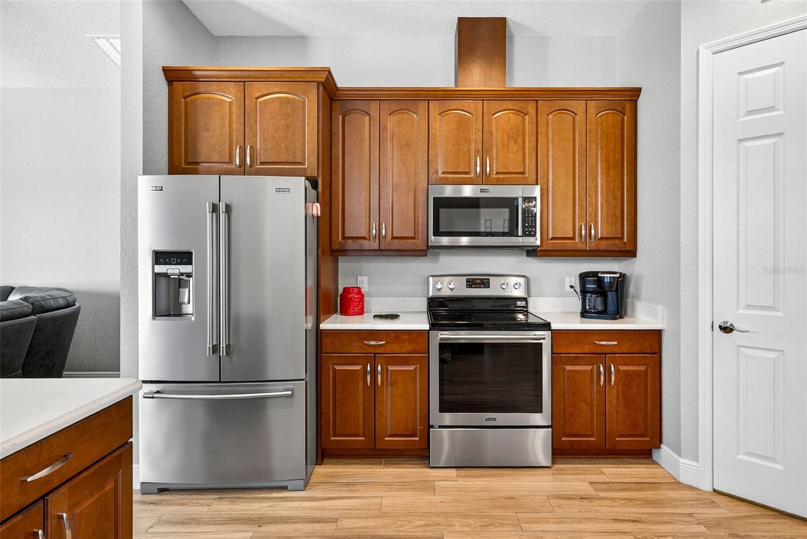 Image 16 of 88 For 7316 Hackamore Road