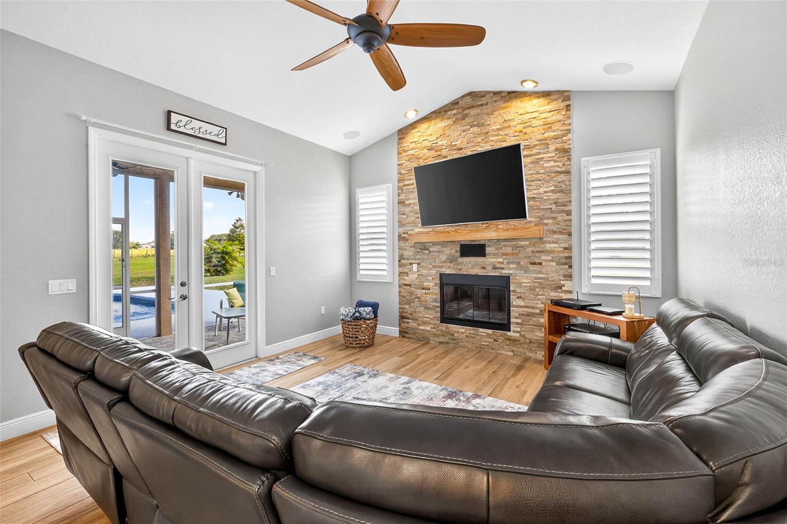 Image 20 of 88 For 7316 Hackamore Road