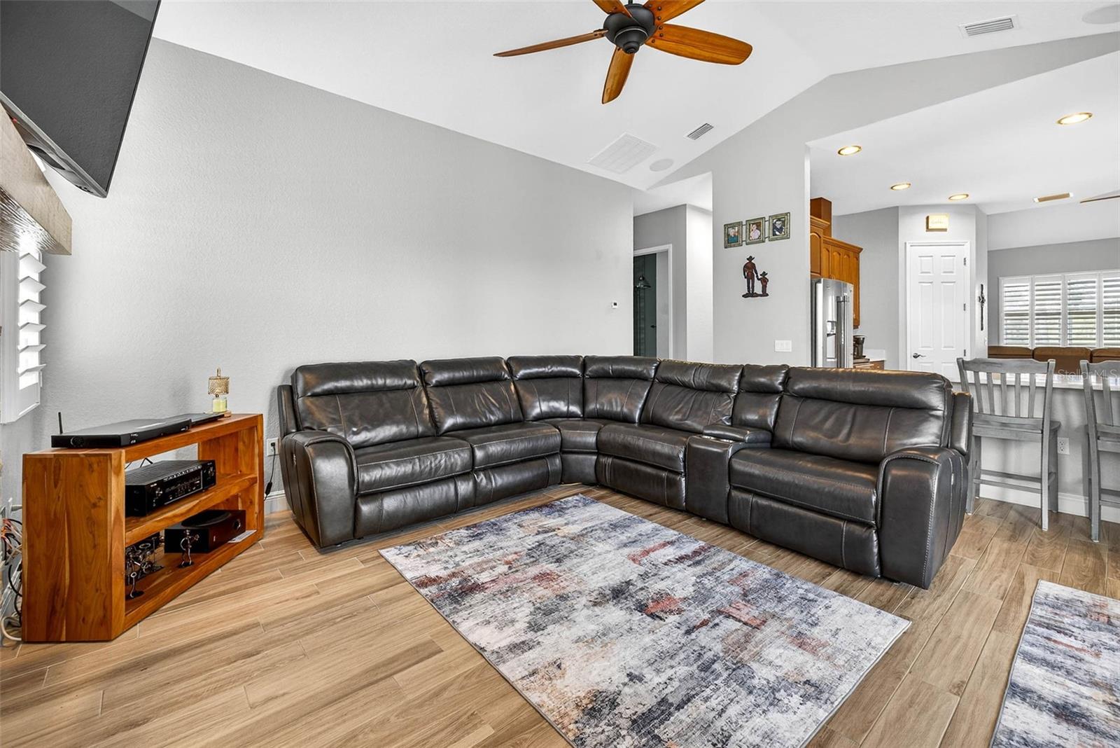 Image 22 of 88 For 7316 Hackamore Road