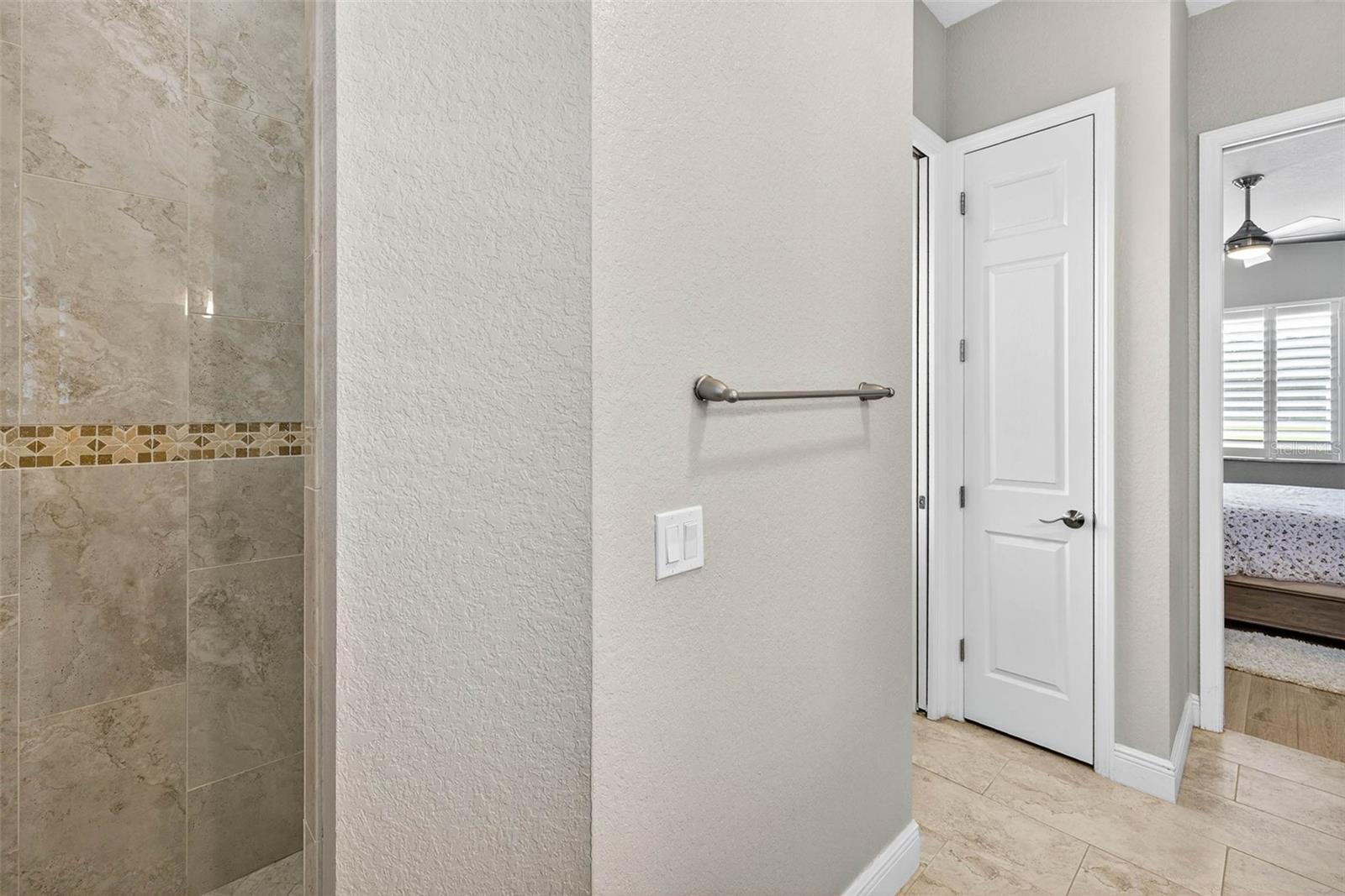 Image 35 of 88 For 7316 Hackamore Road