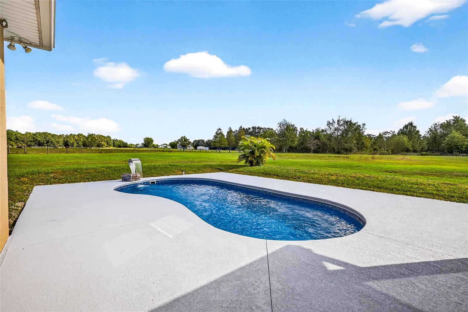 Image 43 of 88 For 7316 Hackamore Road