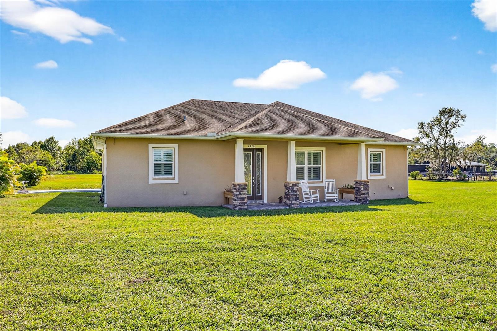 Image 5 of 88 For 7316 Hackamore Road