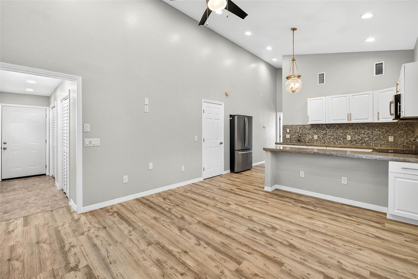 Image 58 of 88 For 7316 Hackamore Road