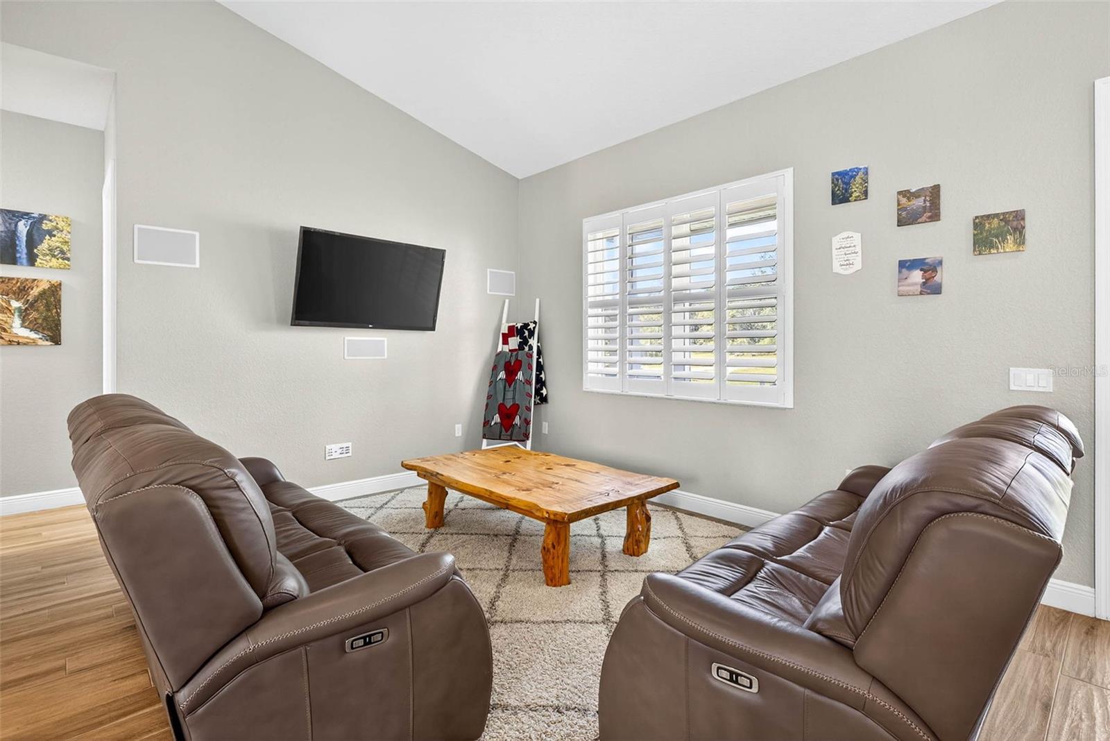 Image 8 of 88 For 7316 Hackamore Road