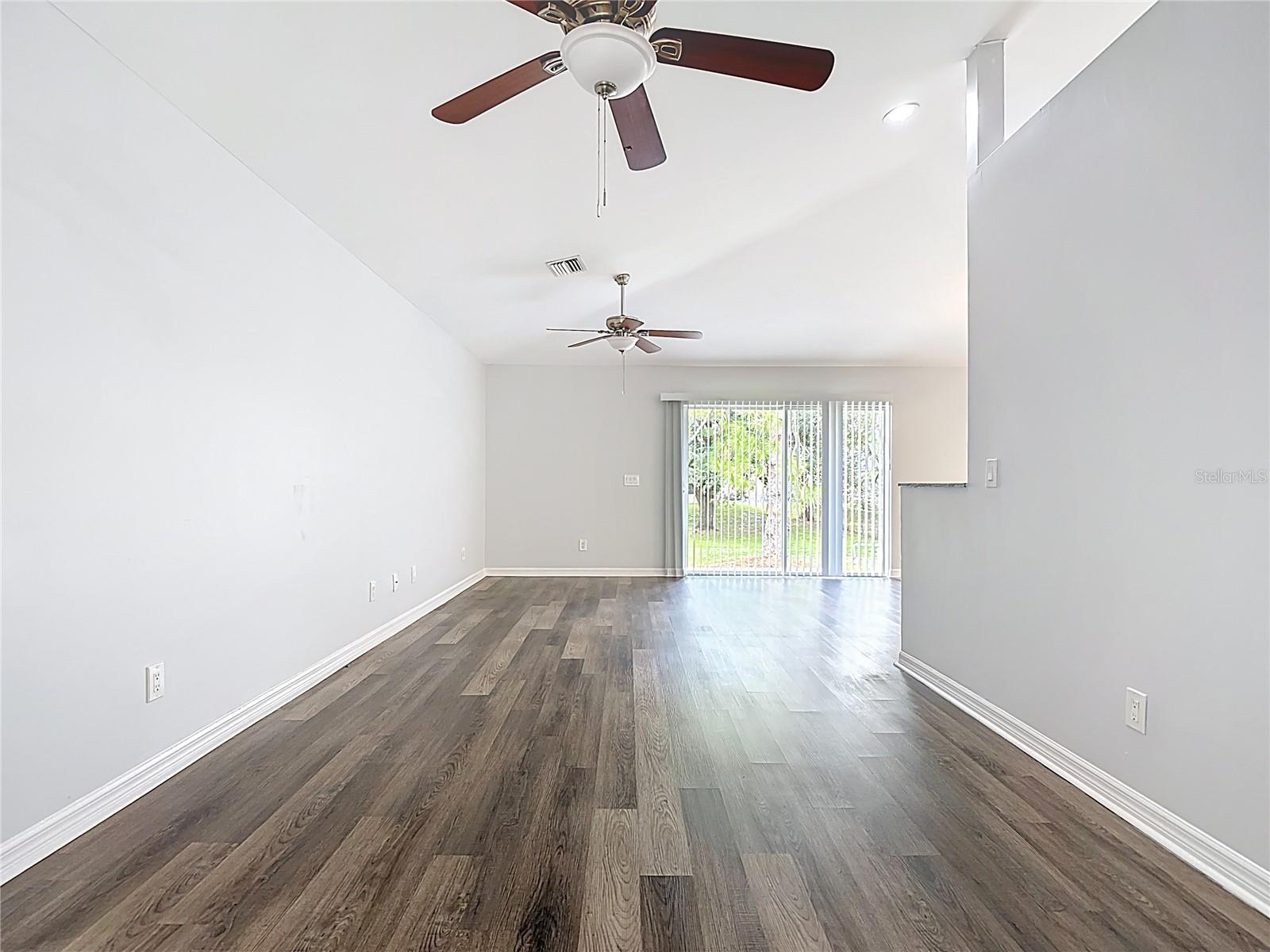 Image 14 of 74 For 2812 4th Street Sw