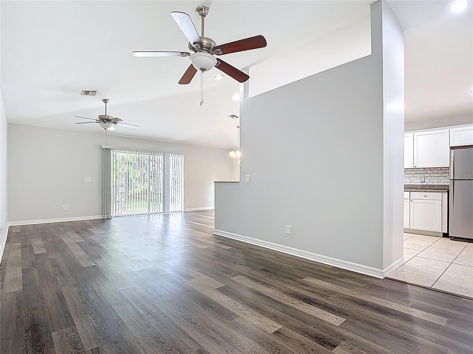 Image 15 of 74 For 2812 4th Street Sw