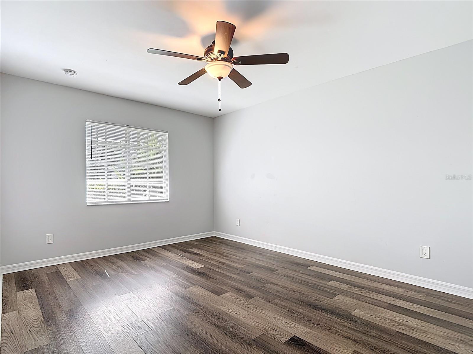 Image 37 of 74 For 2812 4th Street Sw