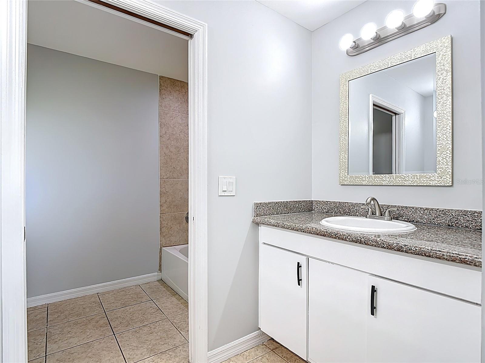 Image 48 of 74 For 2812 4th Street Sw