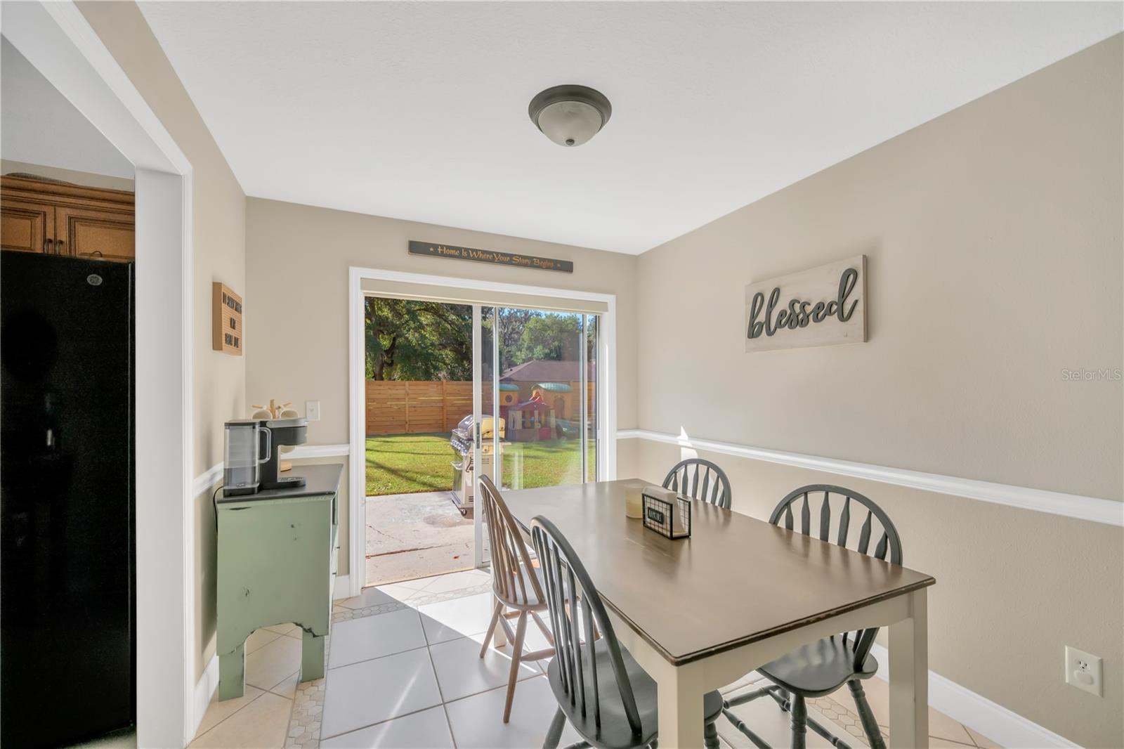 Image 12 of 48 For 721 Holly Terrace