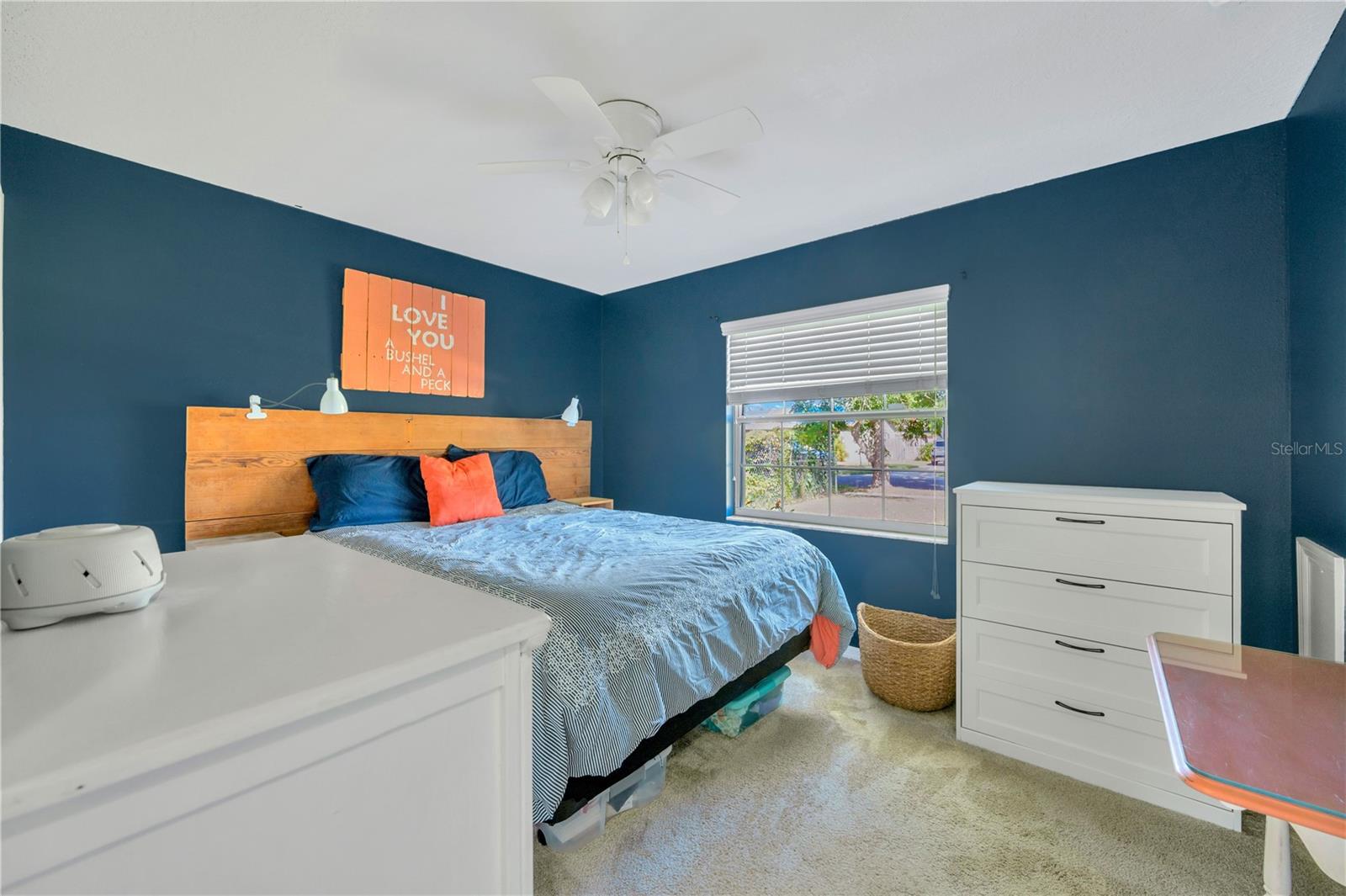 Image 23 of 48 For 721 Holly Terrace