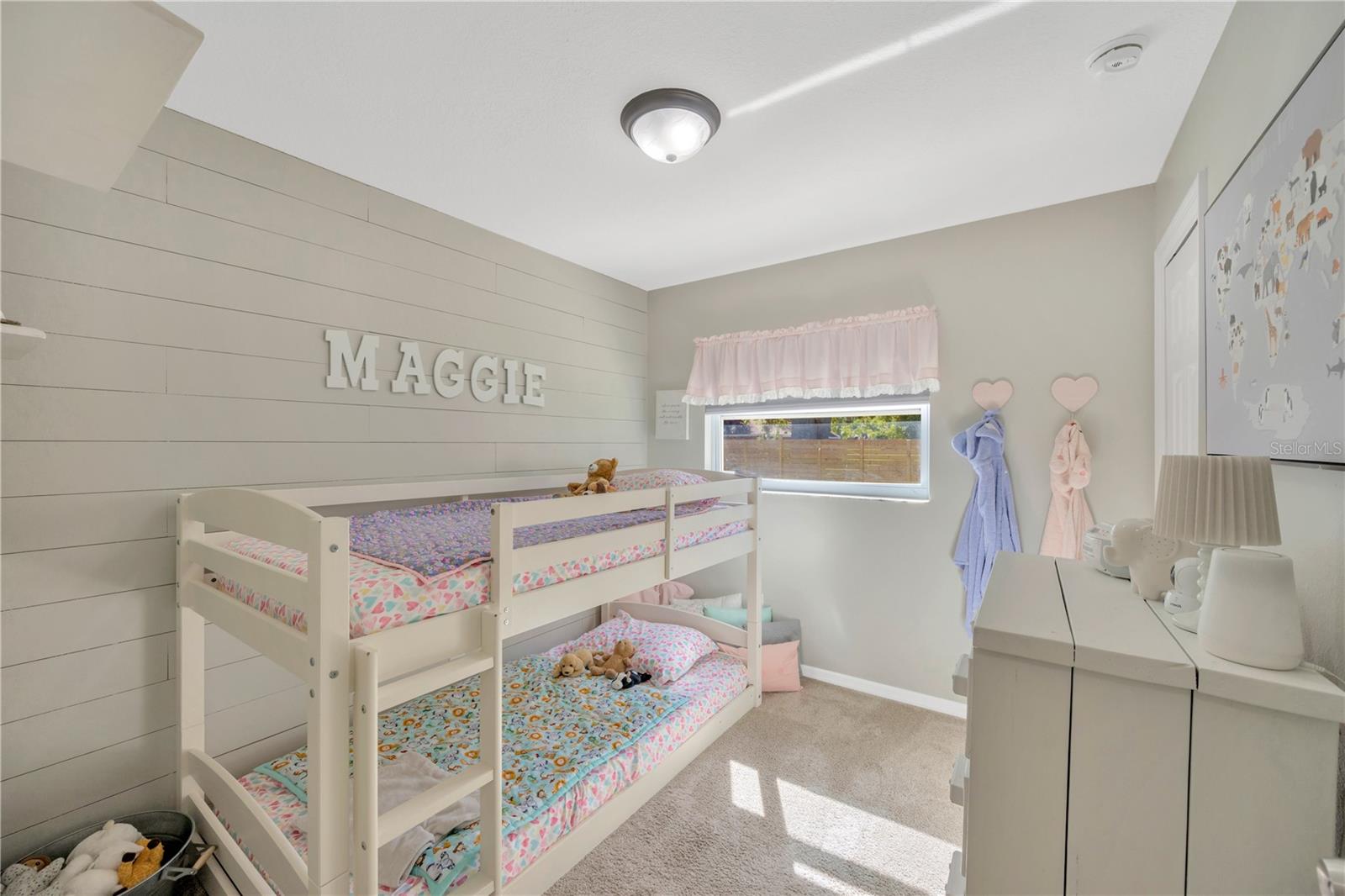 Image 27 of 48 For 721 Holly Terrace