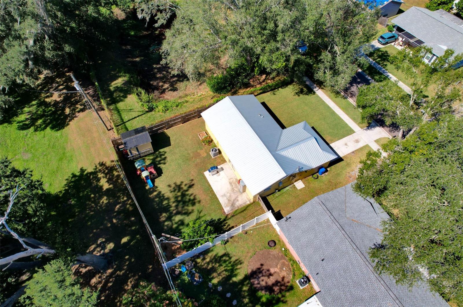 Image 43 of 48 For 721 Holly Terrace