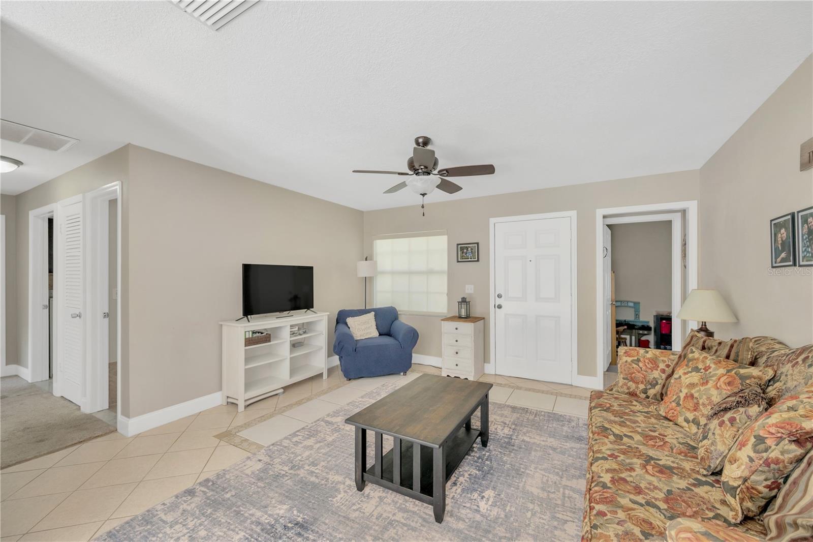 Image 6 of 48 For 721 Holly Terrace